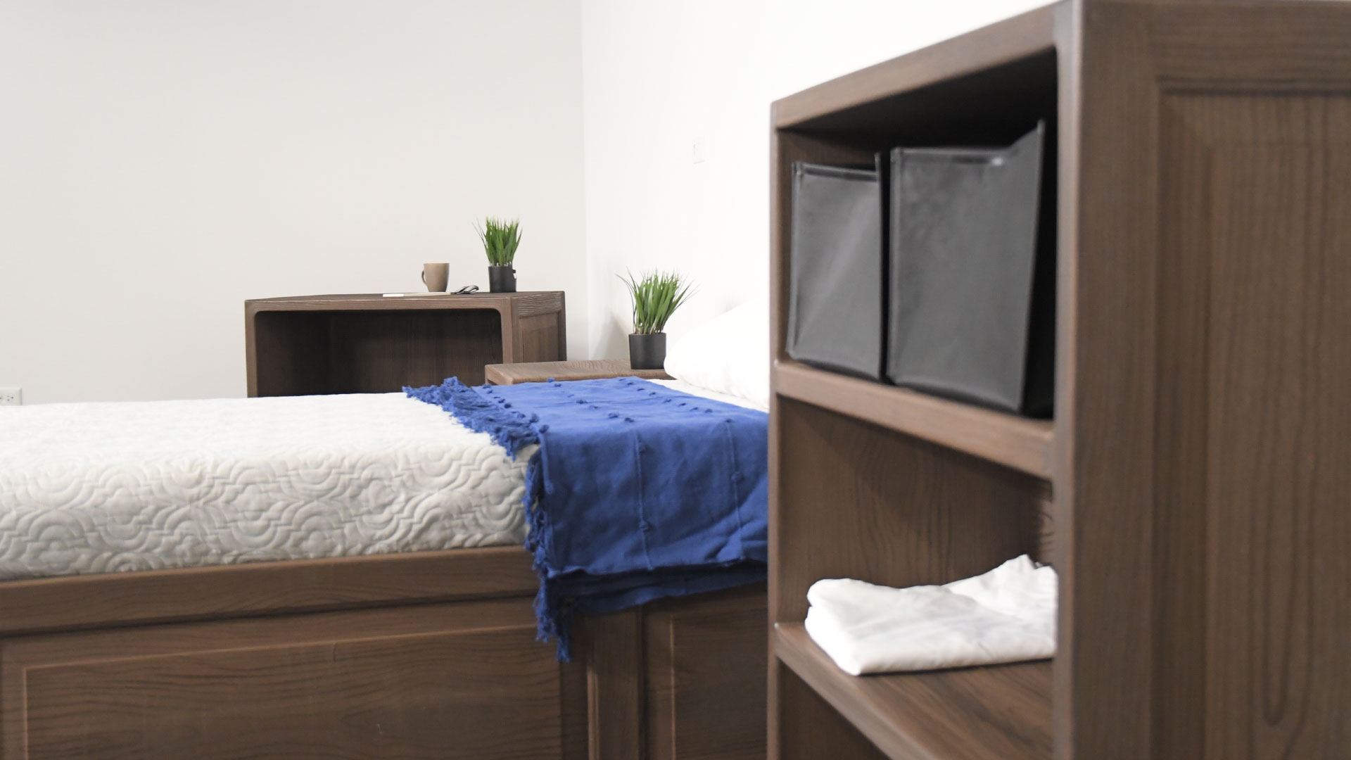Prodigy® Nightstand - Norix
